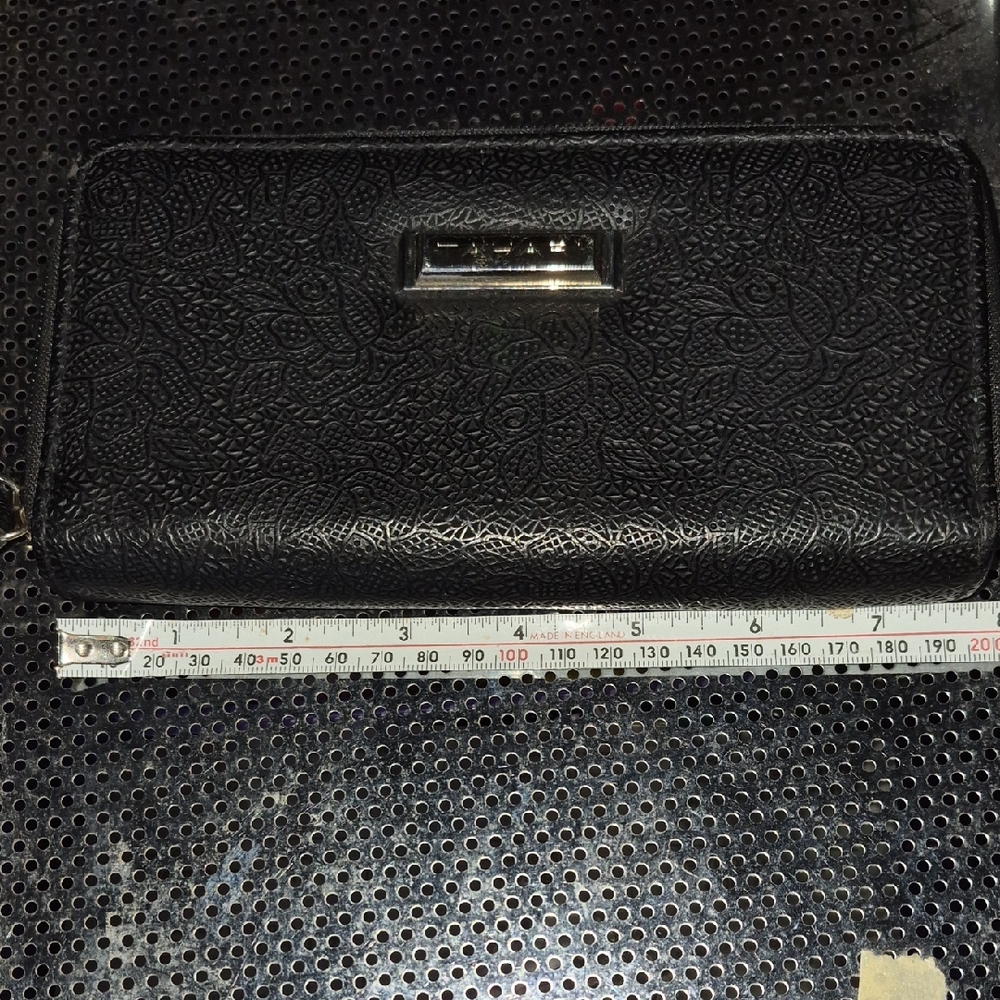 Tahari Textured Black Women's Wallet